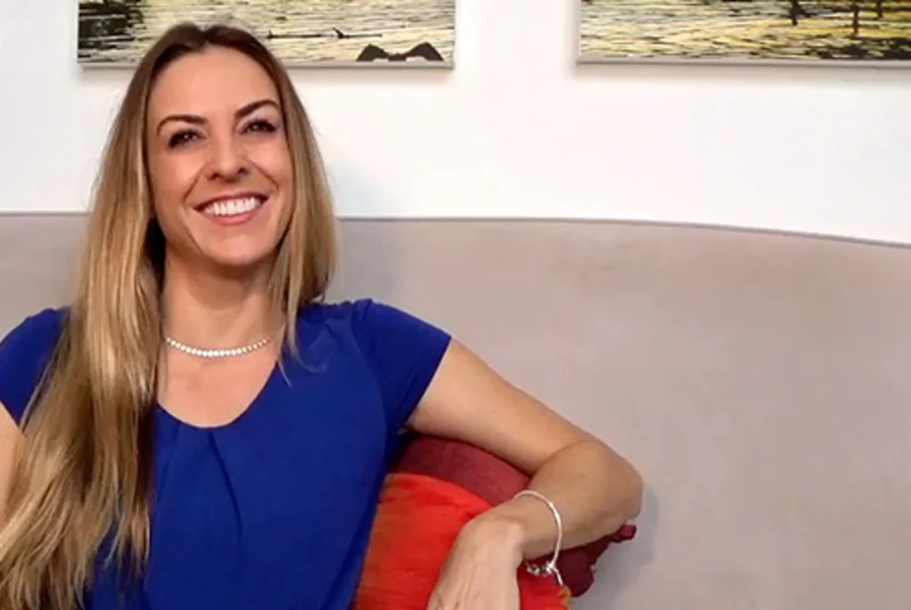 Testimonial video 19