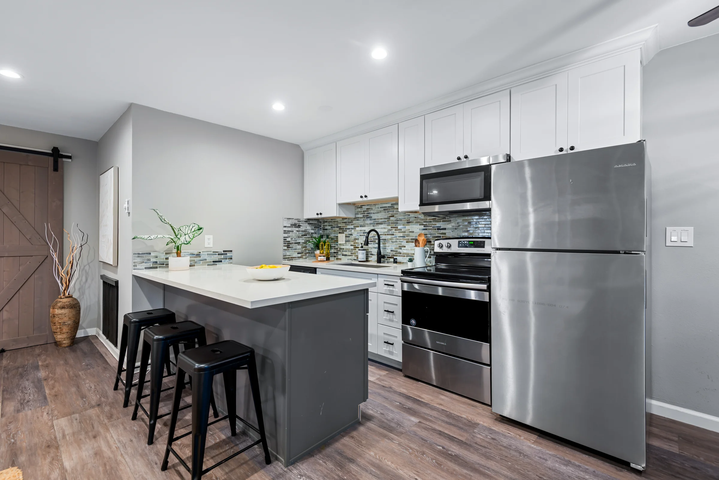 11645 Montana Ave #121 - Photo 3