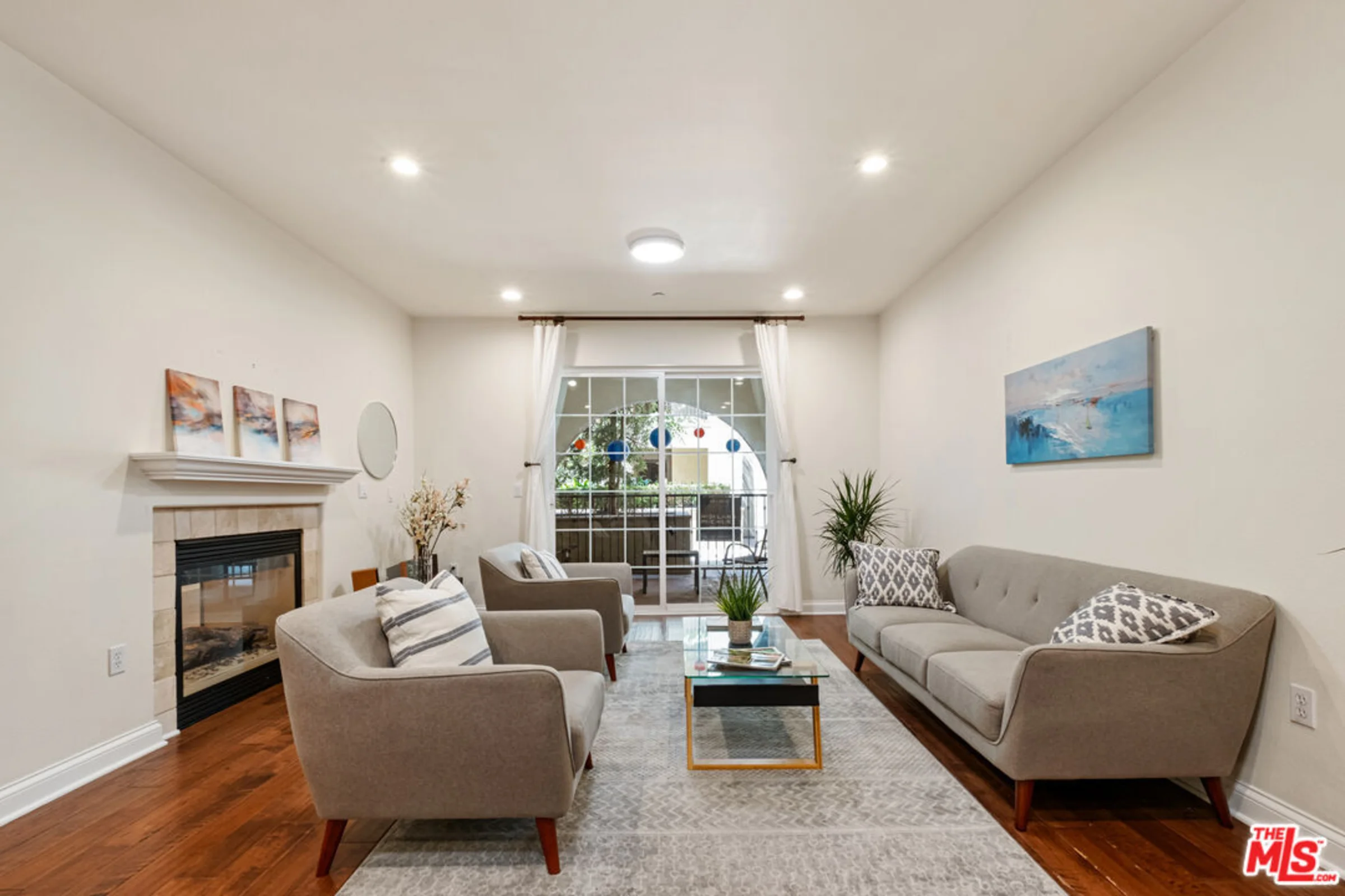 12975 Agustin Pl #140