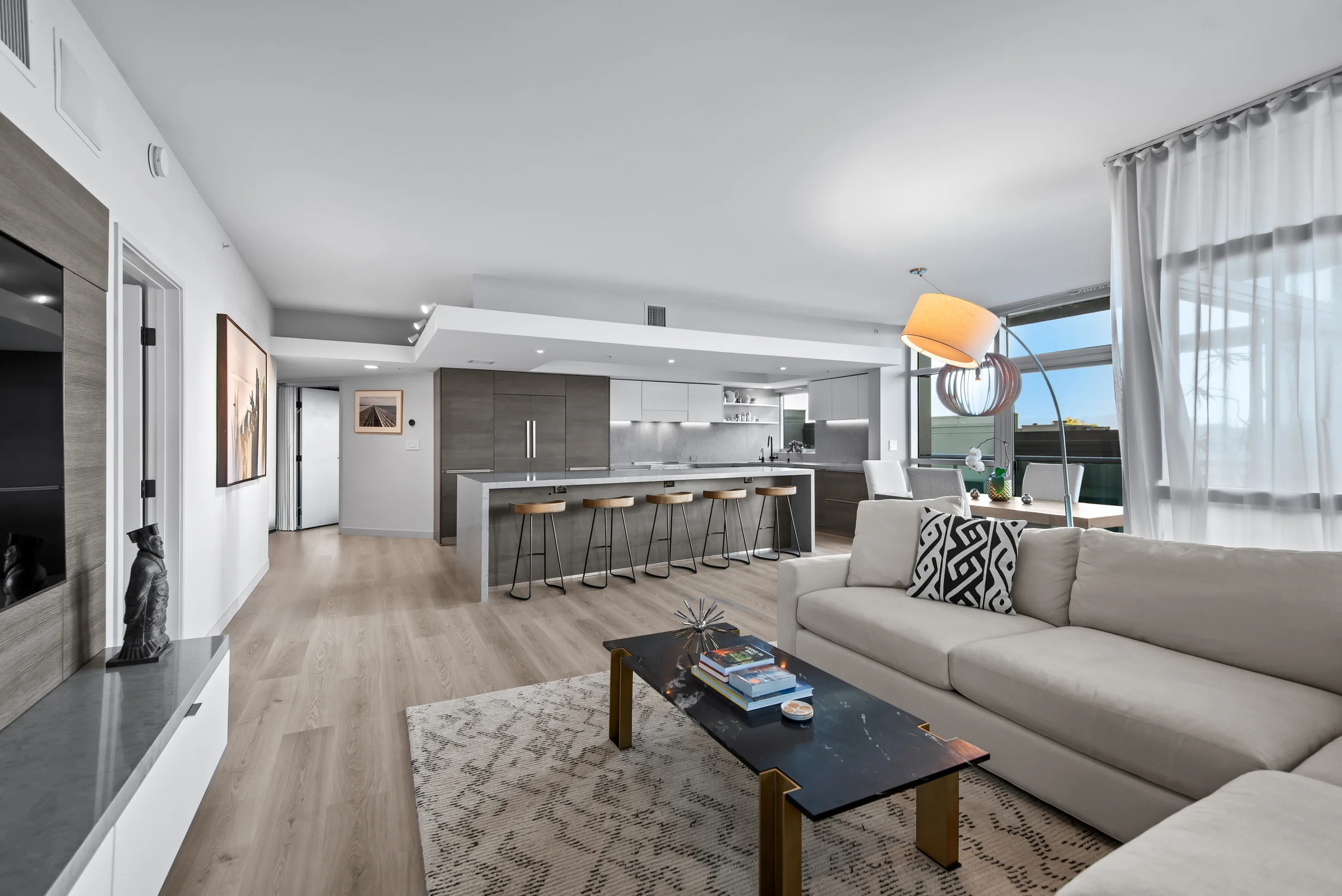 13700 Marina Pointe Dr #624 - Photo 4