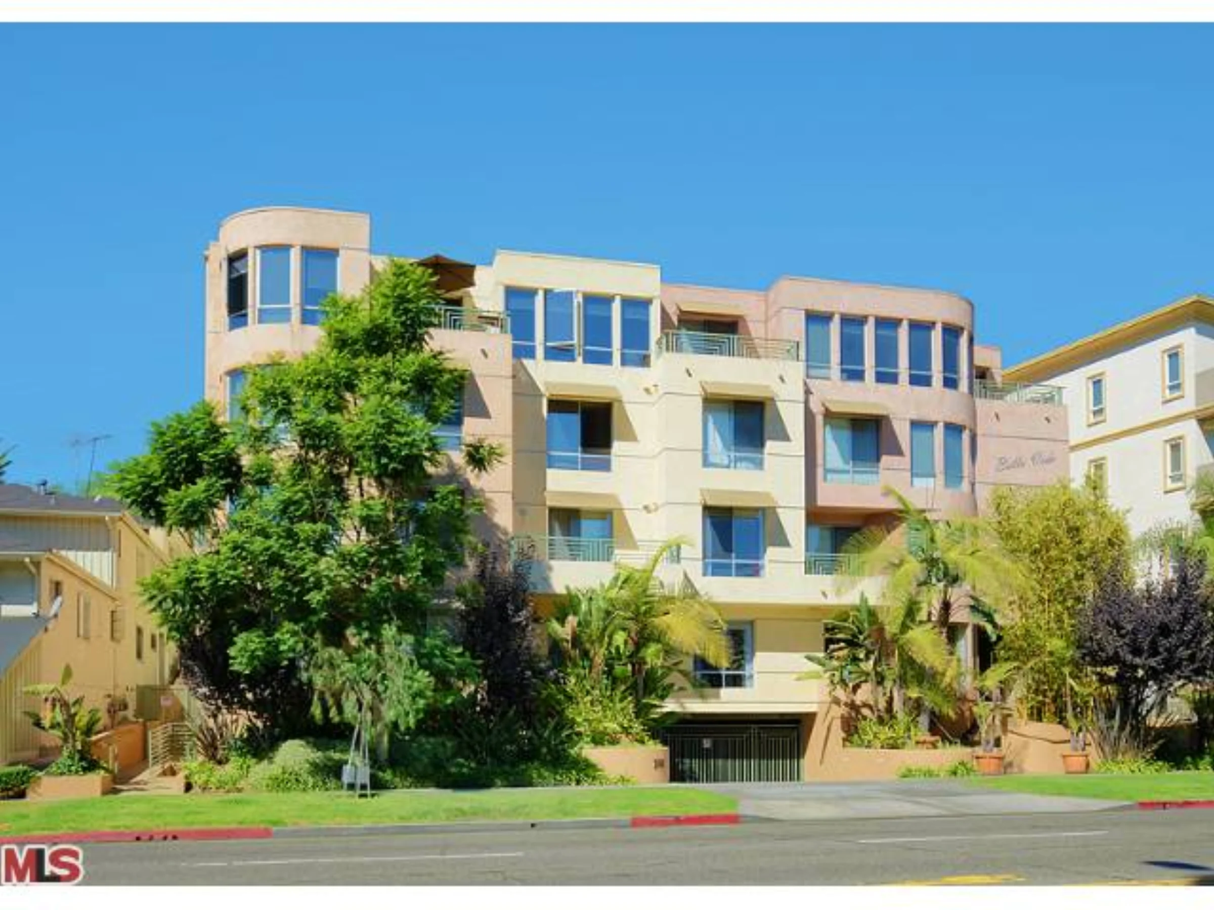 2111 S BEVERLY GLEN BLVD #101