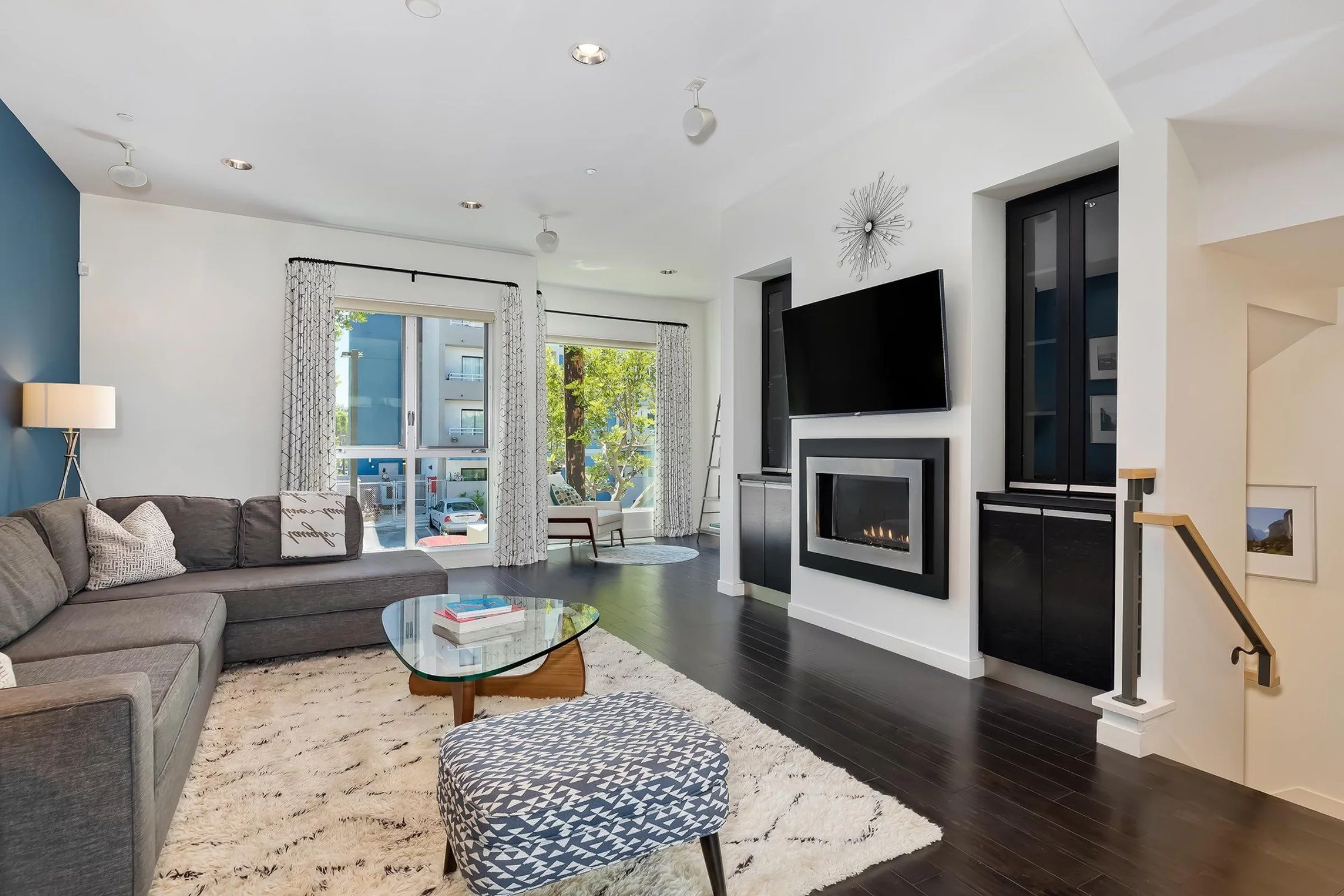 310 Washington Blvd #102