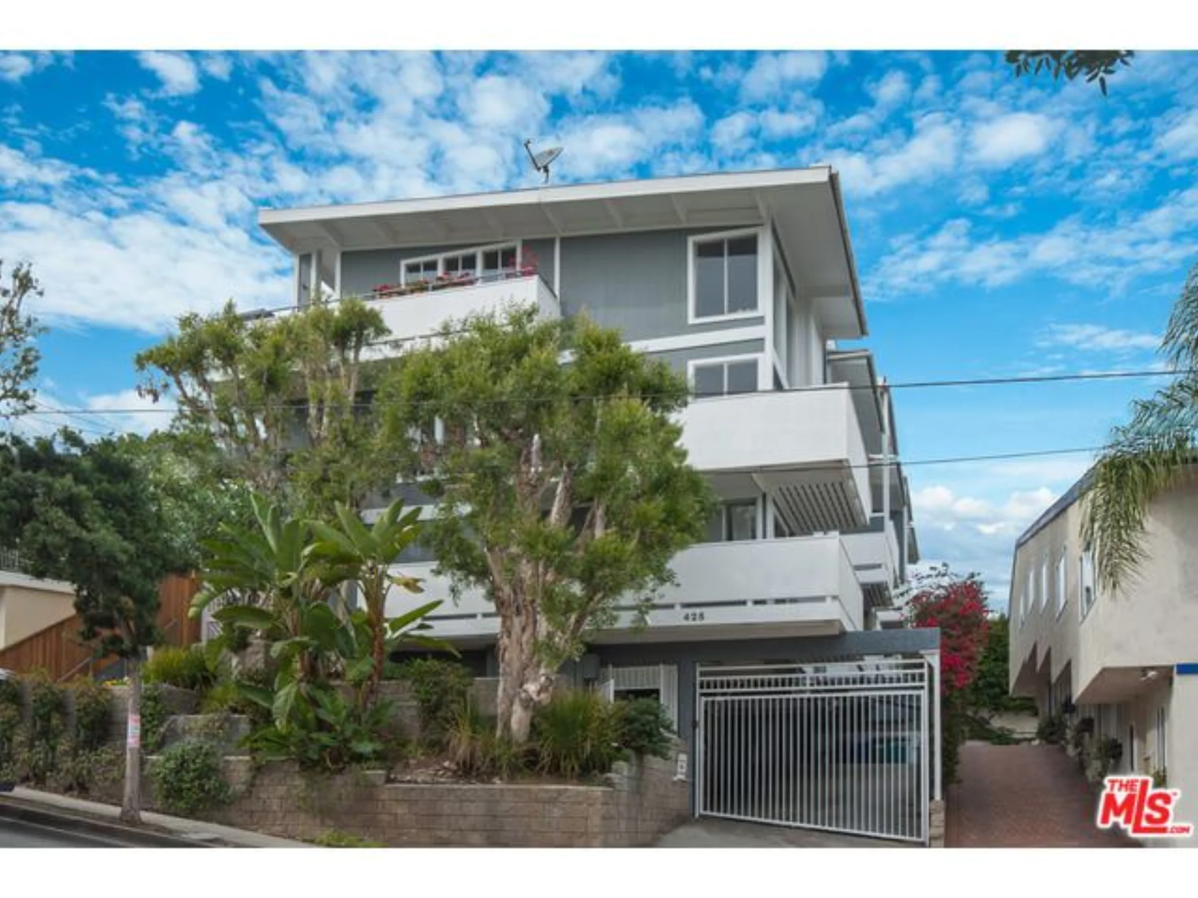 425 MARINE ST #2