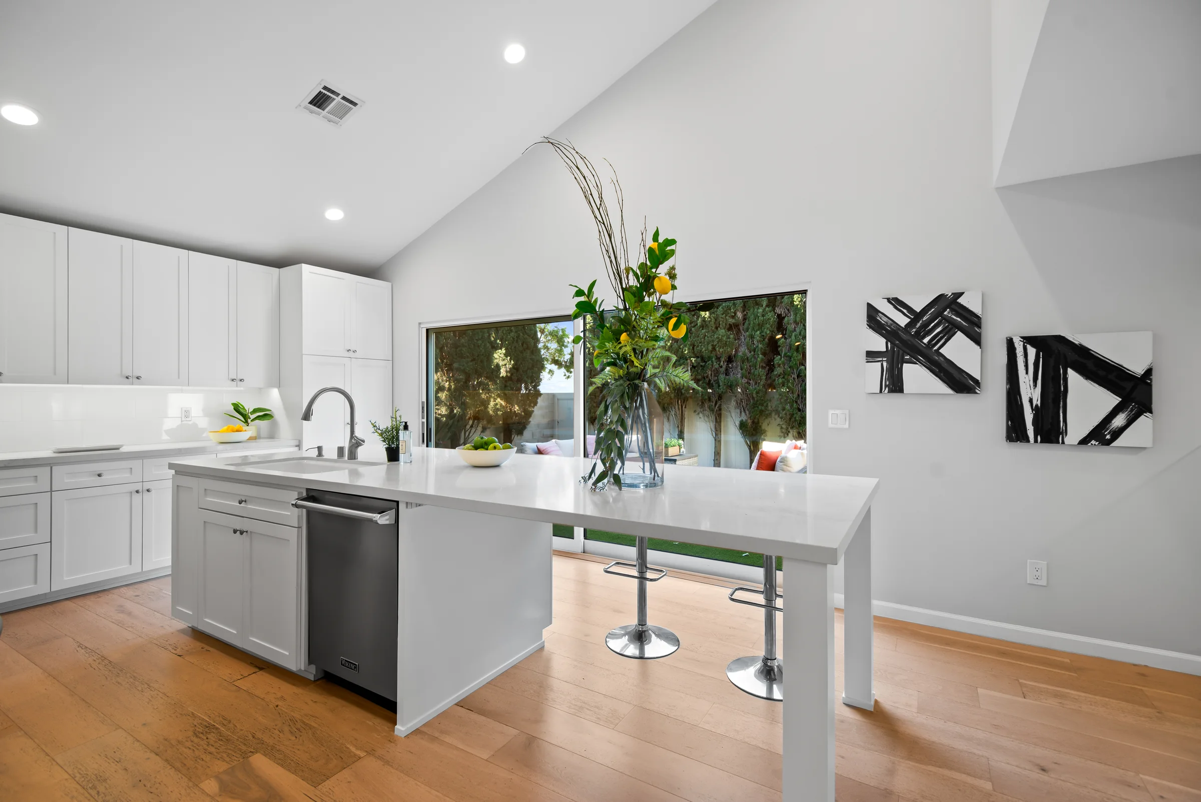 4911 Patrae St - Photo 2