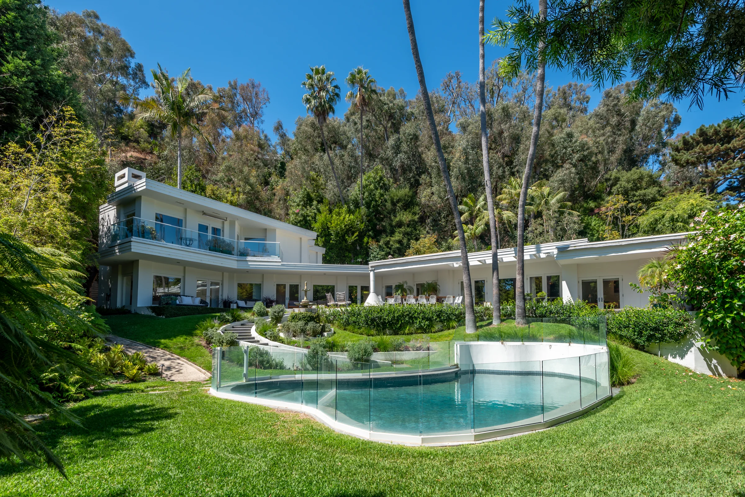 577 E Channel Rd