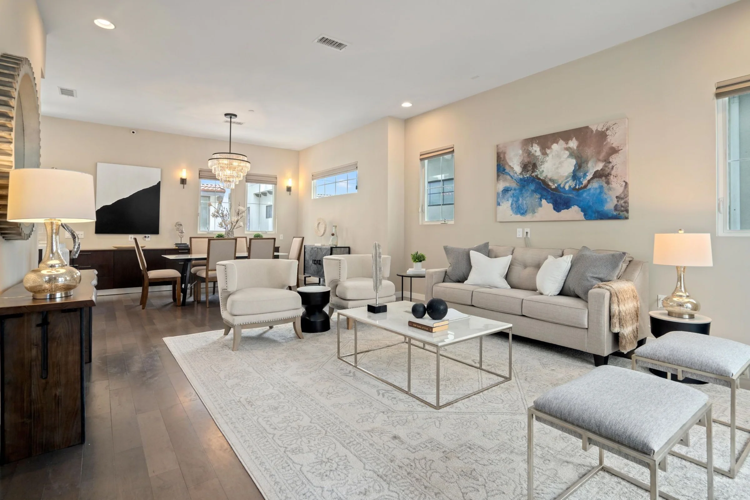 5934 W Luna Park