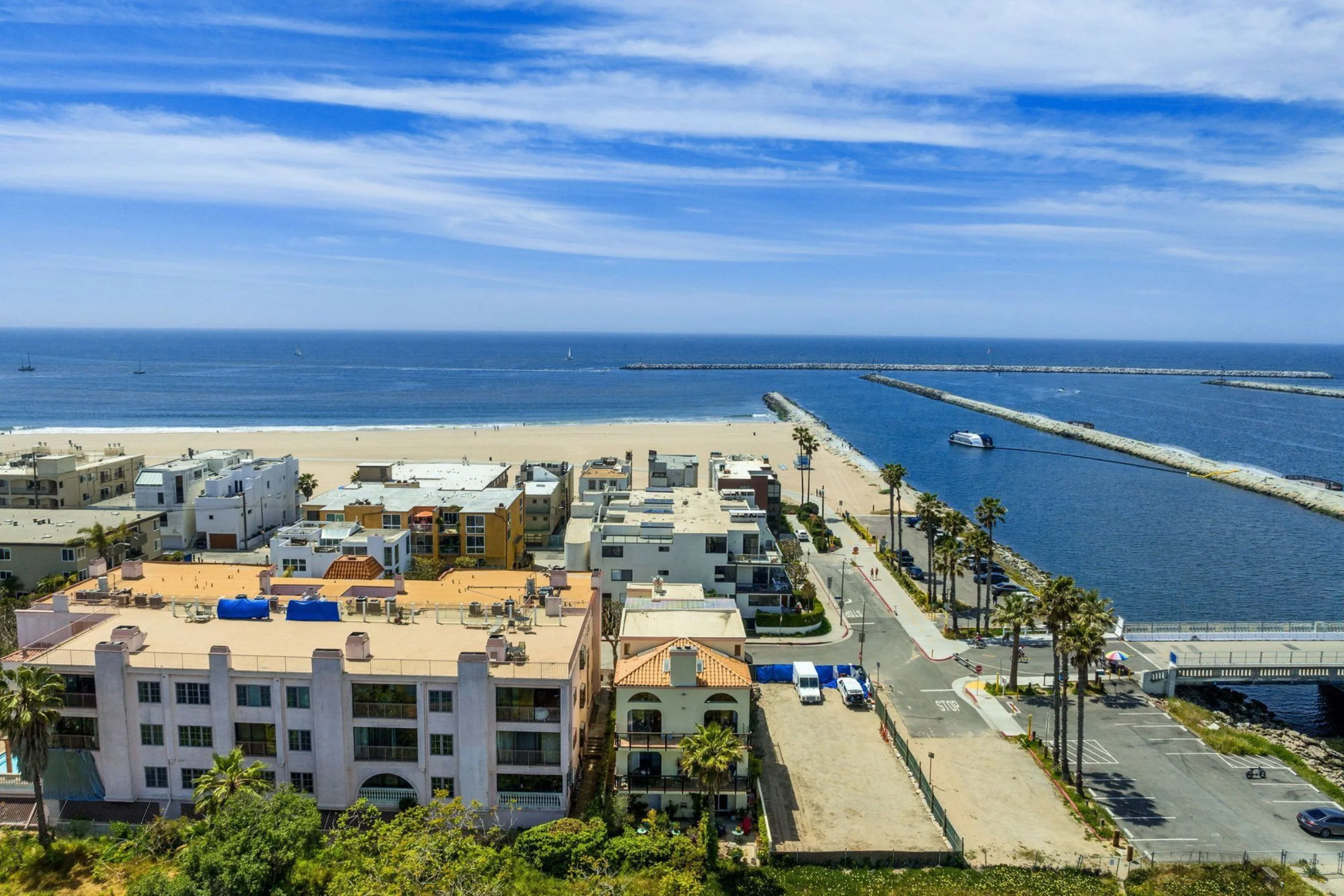 6206 Pacific Ave #2